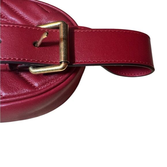 Gucci Red Chevron Quilted Matelasse Leather GG Marmont Waist Belt Bag Auth - Picture 11 of 16